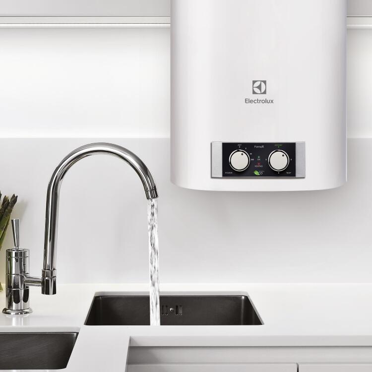 Водонагреватель Electrolux EWH 50 Formax 2 кВт, сухой ТЭН, белый